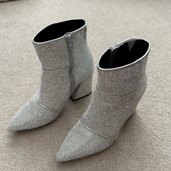 Sparkle jewel  booties - Picture 4 of 11